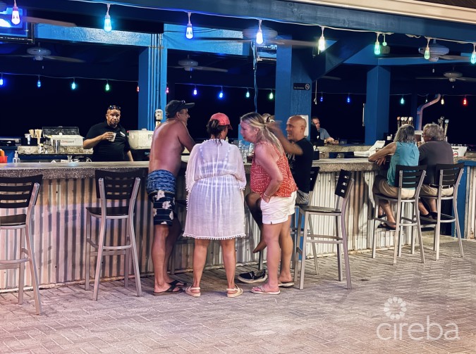 CASTAWAYS' COVE UNIT 328 A/B