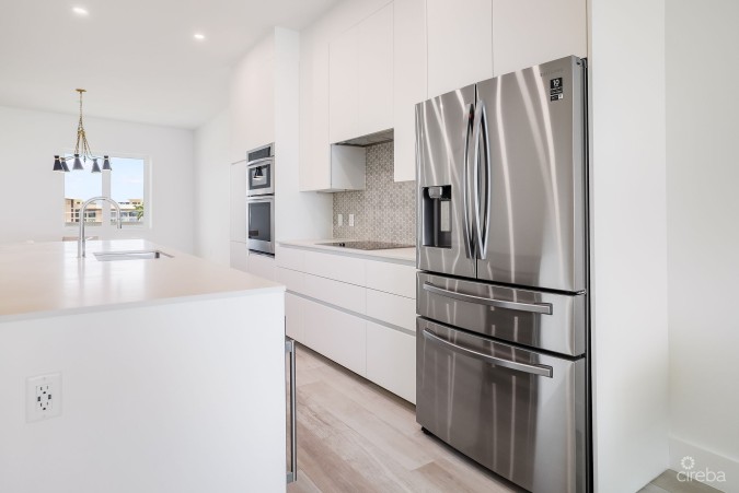 AURA #305 OCEANFRONT