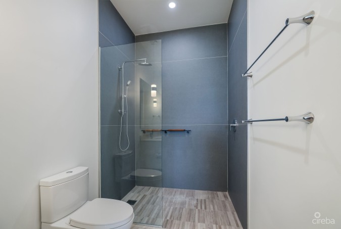 AURA #305 OCEANFRONT