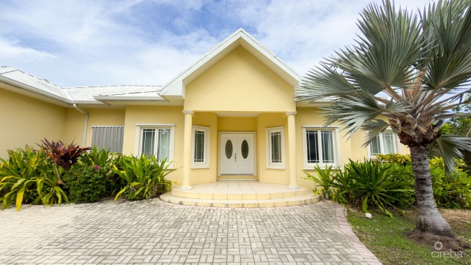 CANAL FRONT HOME 3 BED PROSPECT