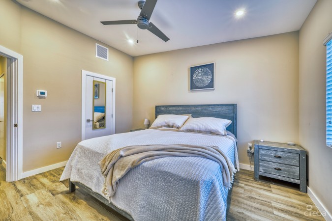 DOWNTOWN REACH 801