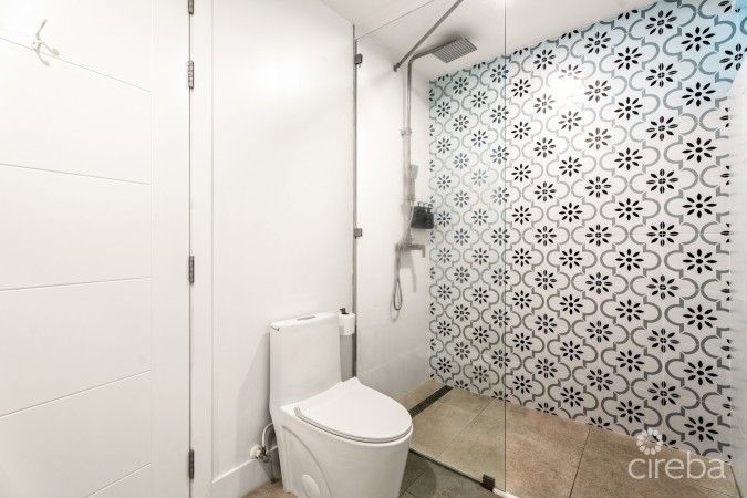 VIDA 104, BOUTIQUE RETREAT