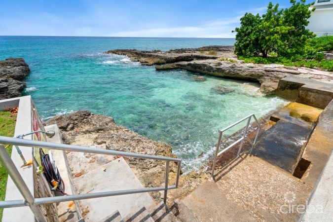 CARIBBEAN COURTS 8B, OCEANFRONT CONDO