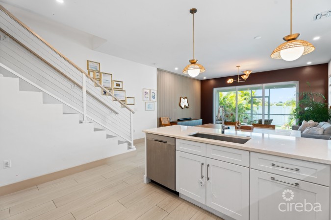 PERIWINKLE 51, 3 BEDROOM TOWNHOME