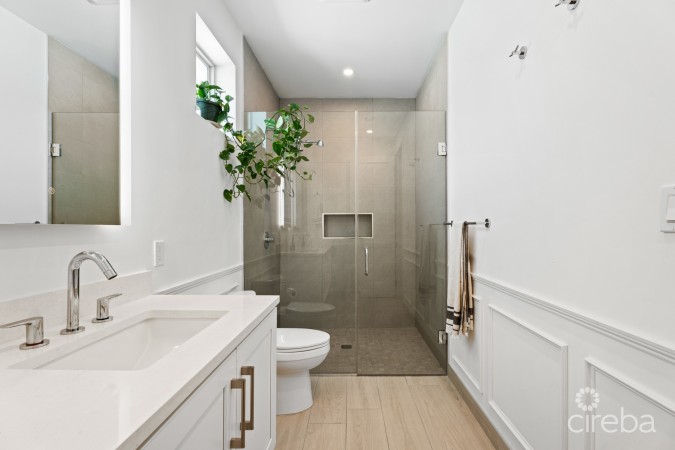 PERIWINKLE 51, 3 BEDROOM TOWNHOME