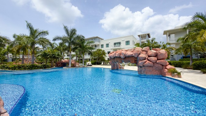 OLEA - 2 BED CORNER CONDO