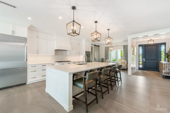 COCONUT COVE, THE SHORES FAMILY HOME