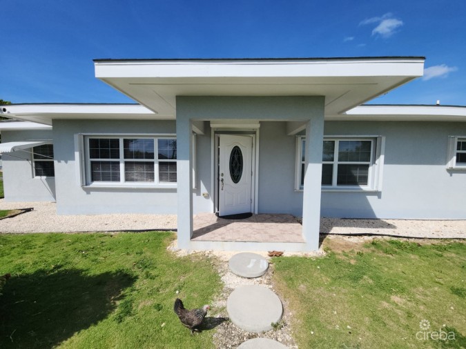 WATERVIEW HOME JUST OFF SMB CORRIDOR