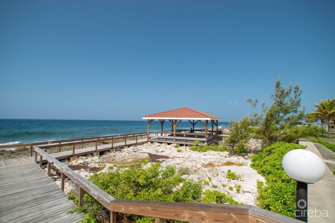 OCEAN FRONT CONDO WITH EXTRAORDINARY VIEWS - BRING OFFERS