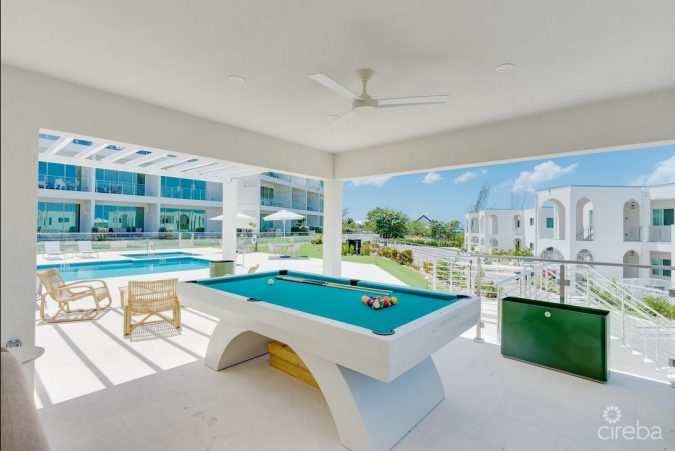 SUNSET POINT - BEAUTIFULLY UPGRADED 3 BED WITH PANORAMIC OCEAN VIEWS