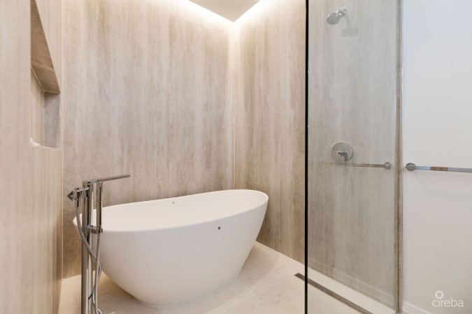 THE SANDS #2 | BOUTIQUE BEACHFRONT LIVING ON BOGGY SANDS ROAD