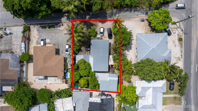 FOUR-PLEX / NEIGHBOURHOOD COMMERCIAL ZONING LAND