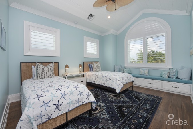 KAI-YAK COVE, CAYMAN KAI VILLA