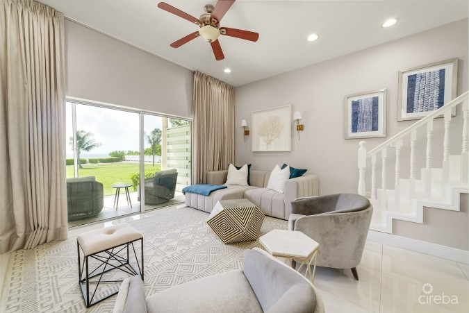 SNUG HARBOUR VILLAS #2 - OCEANFRONT TOWNHOME