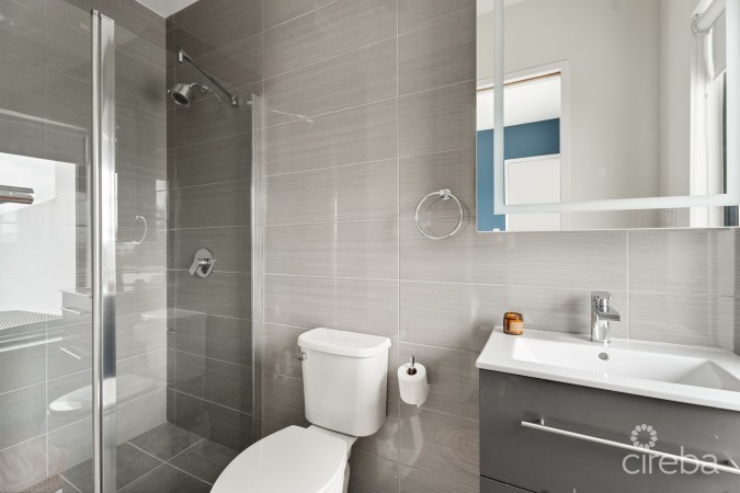 VELA 32, SOUTH SOUND TOWNHOME