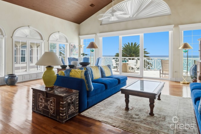 THE SOVEREIGN #12 PENTHOUSE ON SEVEN MILE BEACH