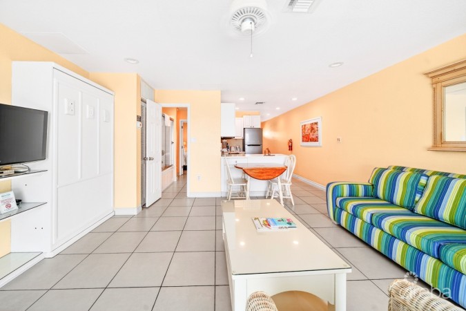 COMPASS POINT 205 - ONE BEDROOM