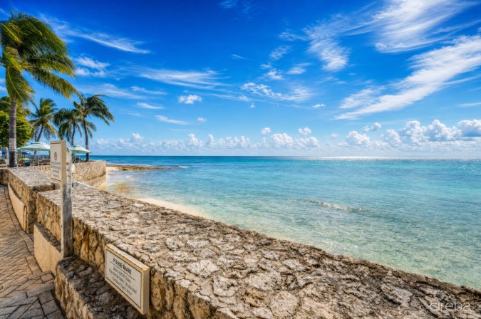 PLANTATION VILLAGE #9- SEVEN MILE BEACH
