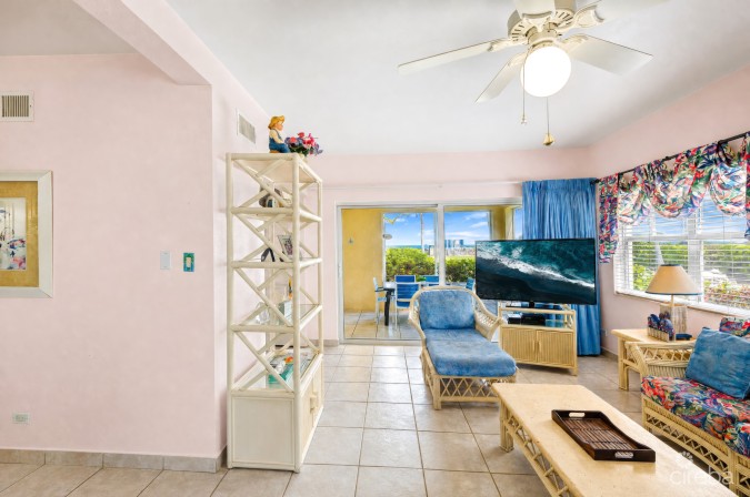 PLANTATION VILLAGE #9- SEVEN MILE BEACH