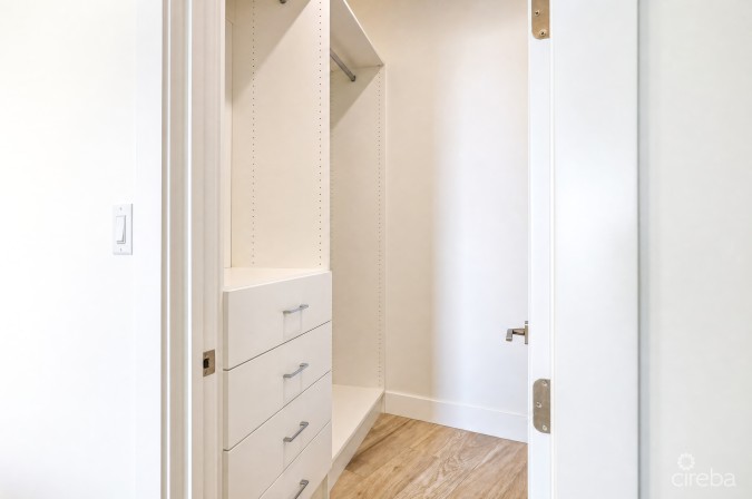 AURA #305 OCEANFRONT