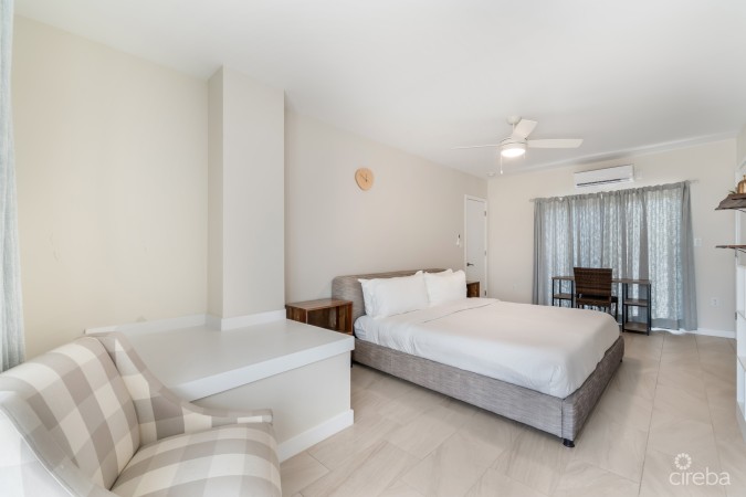 VELA 112, 4-BED SOUTH SOUND TOWNHOME