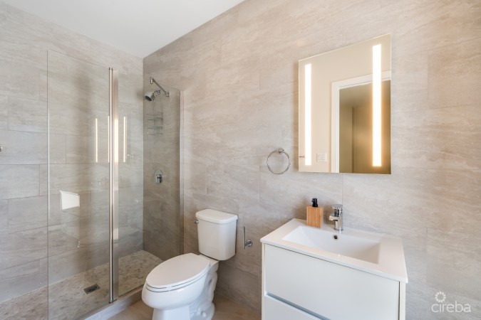VELA 112, 4-BED SOUTH SOUND TOWNHOME