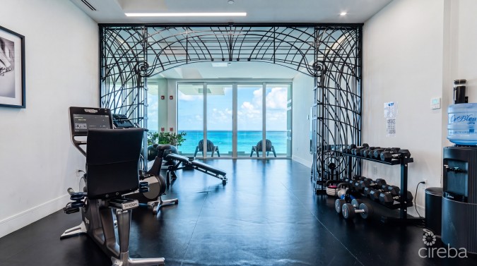 FIN 11 - OCEANFRONT CONDO