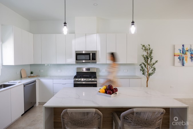 THE MEADOWS AT BATABANO -DEVELOPER UNIT - 3 BED WITH ROOF TERRACE TOWNHOME
