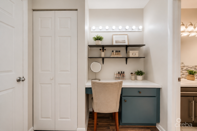 SUNRISE 3BED/2BATH--END UNIT--GROUND FLOOR