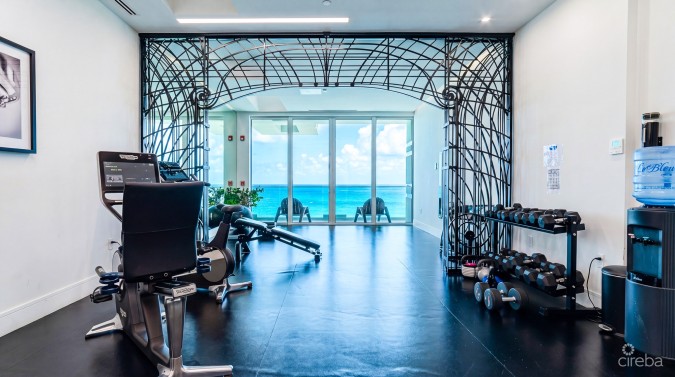 FIN 11 - OCEANFRONT CONDO