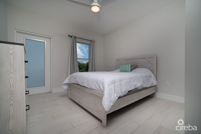 2 BED 2 BATH CONDO 61 WEST