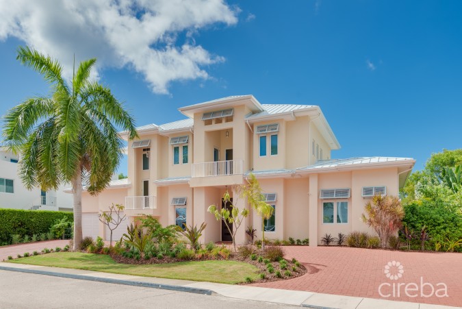 BRITANNIA ESTATES  4/5  BED FAMILY HOME