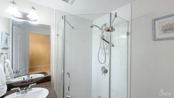VALENCIA HEIGHTS 2 BED CONDO