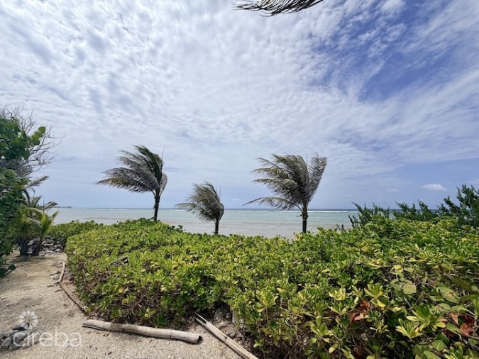 LARGE BEACHFRONT LOT - RUM POINT DRIVE - PERFECT ESTATE PARCEL