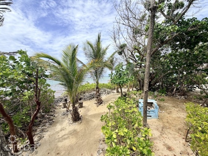LARGE BEACHFRONT LOT - RUM POINT DRIVE - PERFECT ESTATE PARCEL