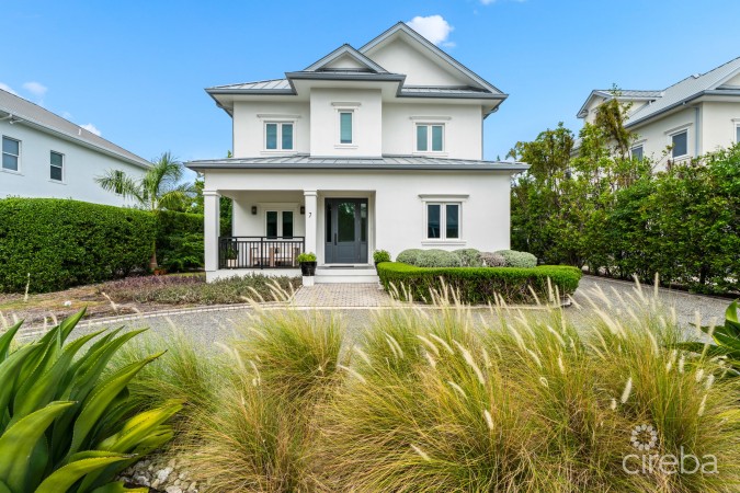 THE CHYMES 7, SOUTH SOUND HOME