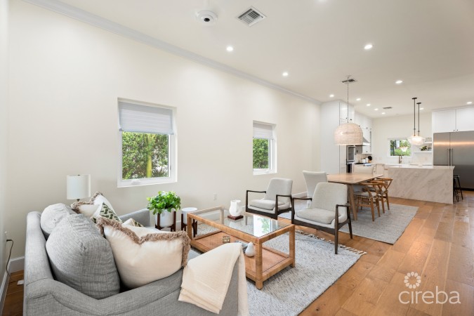 THE CHYMES 7, SOUTH SOUND HOME
