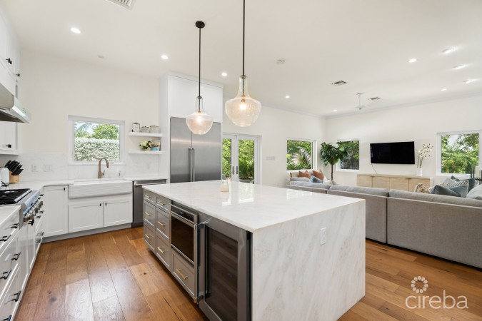 THE CHYMES 7, SOUTH SOUND HOME