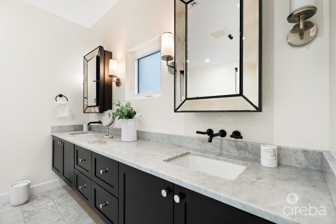 THE CHYMES 7, SOUTH SOUND HOME