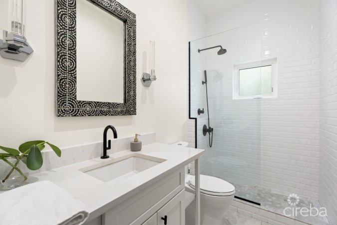 THE CHYMES 7, SOUTH SOUND HOME