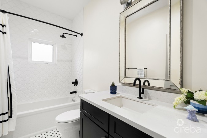 THE CHYMES 7, SOUTH SOUND HOME