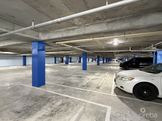 SUPERBLY LOCATED GROVE TOO STORAGE UNIT