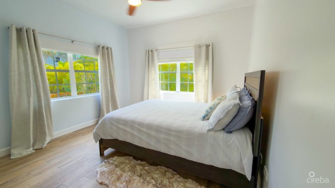 SNUG HARBOUR ANDREW DRIVE - 4 BEDROOM FAMILY HOME IN THE SEVEN MILE BEACH CORRIDOR