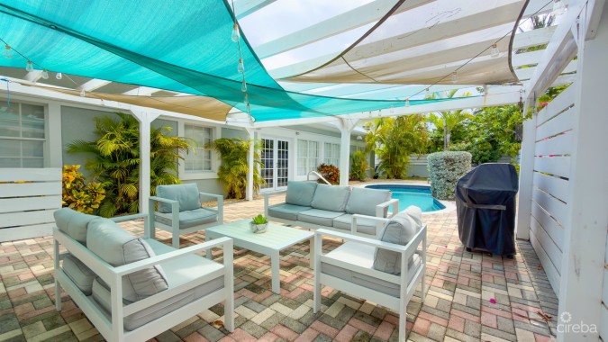 SNUG HARBOUR ANDREW DRIVE - 4 BEDROOM FAMILY HOME IN THE SEVEN MILE BEACH CORRIDOR