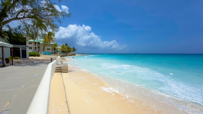 3 BED SEVEN MILE BEACHFRONT CONDO TAMARIND BAY