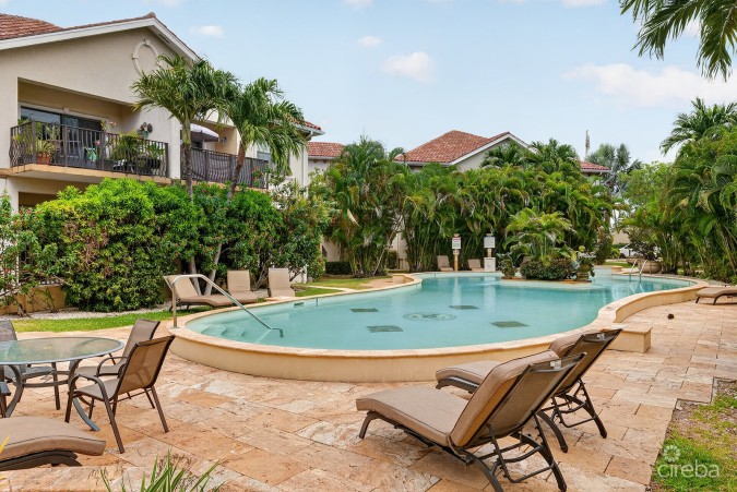 2 BEDROOM CONDO IN LANTERN POINT
