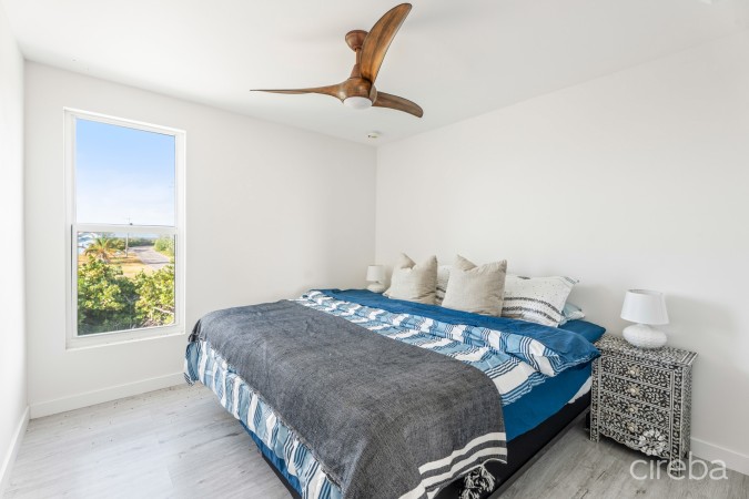 THE PALMS, LITTLE CAYMAN | BEACHFRONT COTTAGE 1