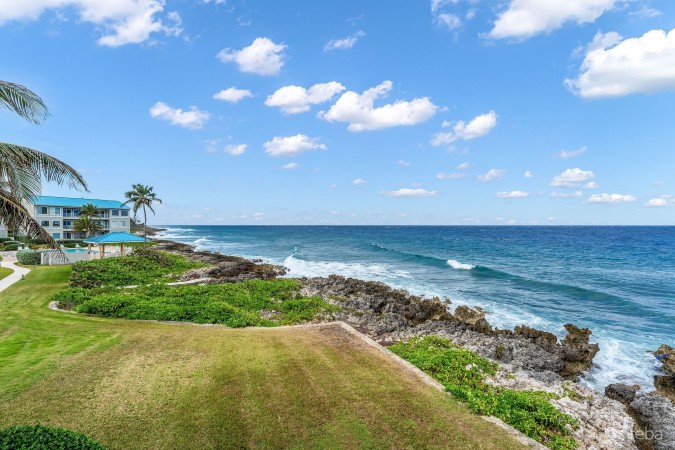 OCEAN POINTE VILLAS  3 BED, 2 BATH, 2ND FLOOR PENTHOUSE