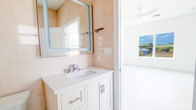 BRAND NEW SERENITY RETREAT 2 BEDROOM TOWNHOUSE