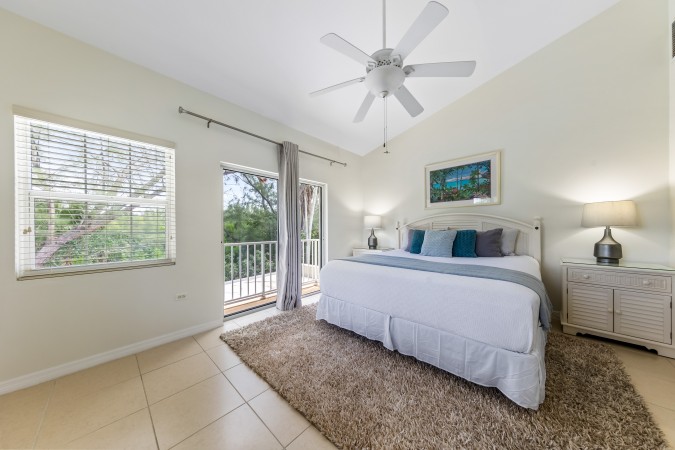 SOUTHAMPTON GARDENS, BRIGHT END UNIT